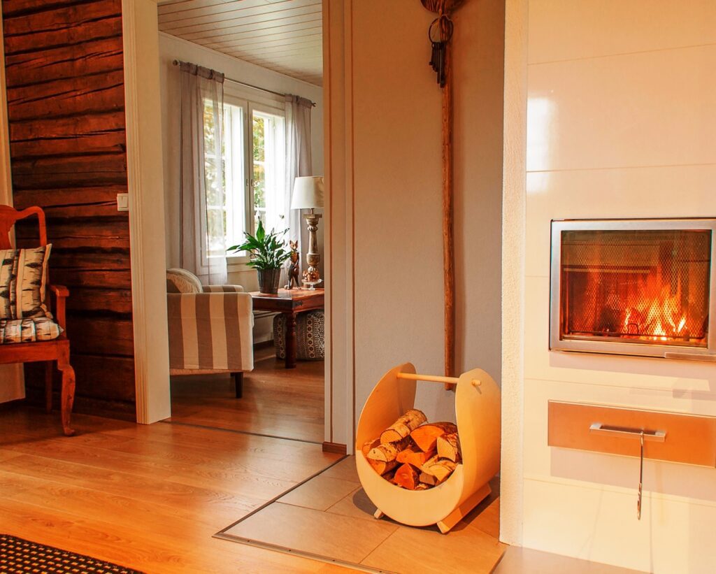 Skarsböle hirsiseinä takka